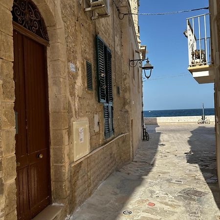 Casa Vacanze San Salvatore Centro Storico Monopoli Exteriör bild