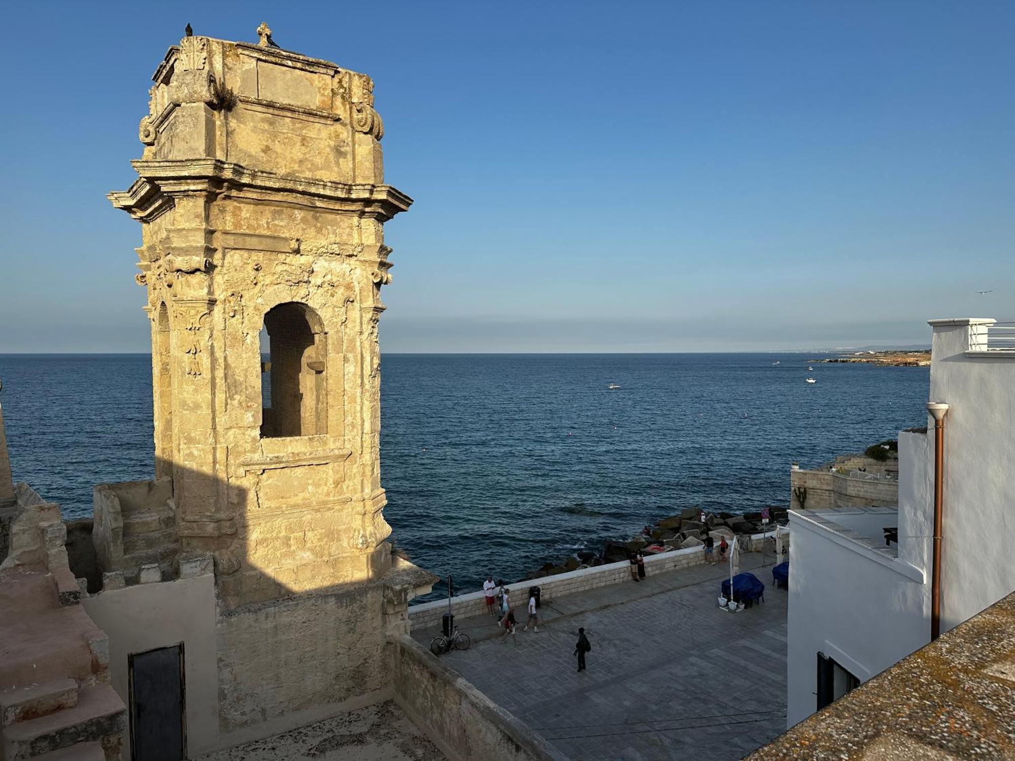 Casa Vacanze San Salvatore Centro Storico Monopoli Exteriör bild