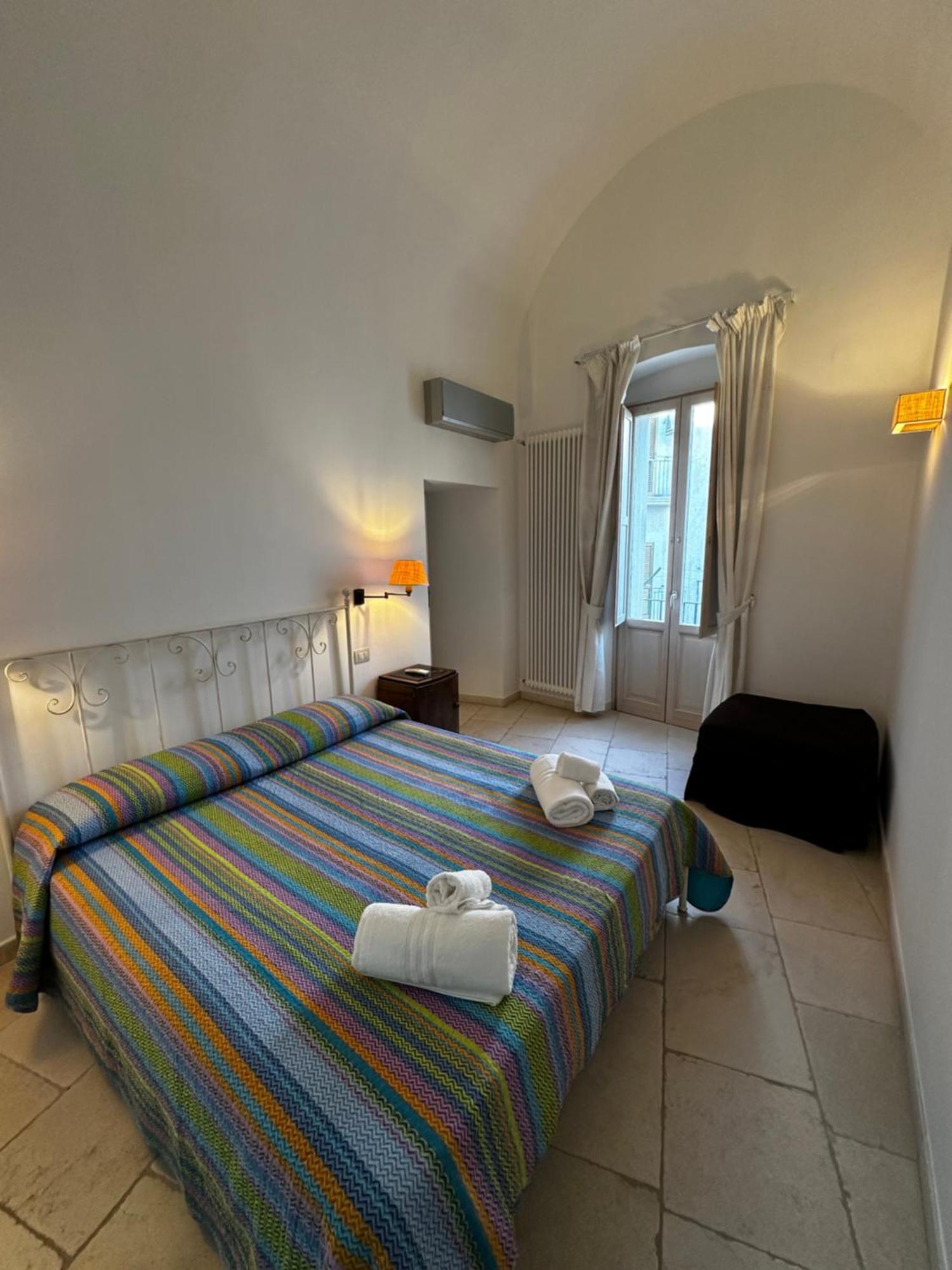 Casa Vacanze San Salvatore Centro Storico Monopoli Exteriör bild
