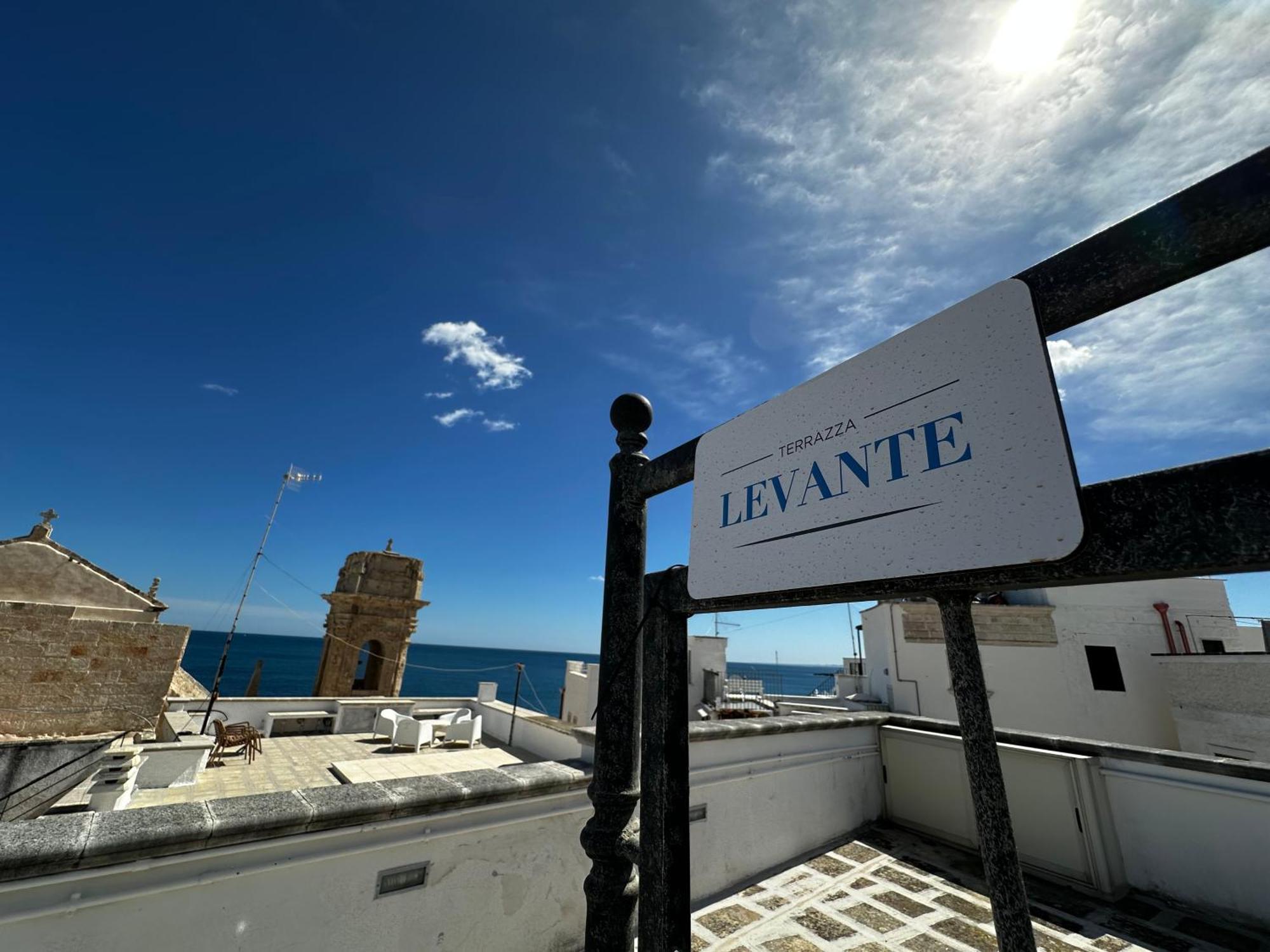 Casa Vacanze San Salvatore Centro Storico Monopoli Exteriör bild