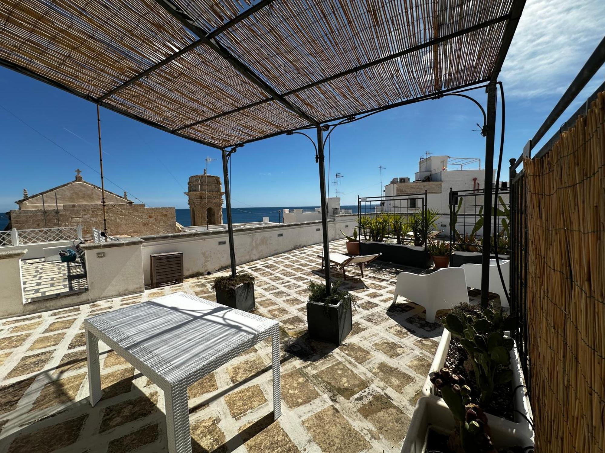 Casa Vacanze San Salvatore Centro Storico Monopoli Exteriör bild